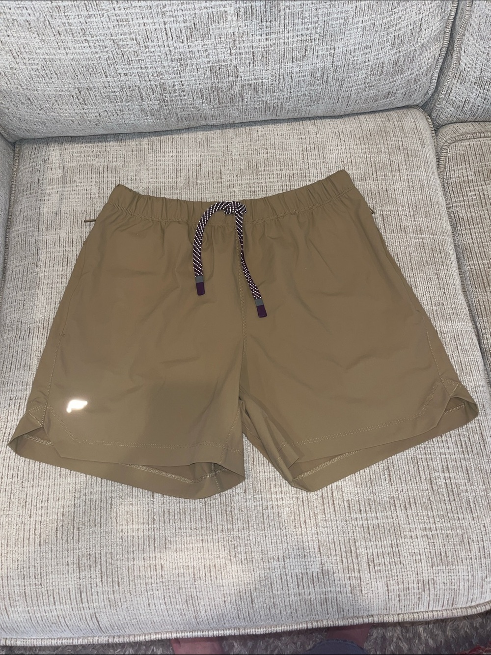 Men’s Fabletics Shorts in Khaki small